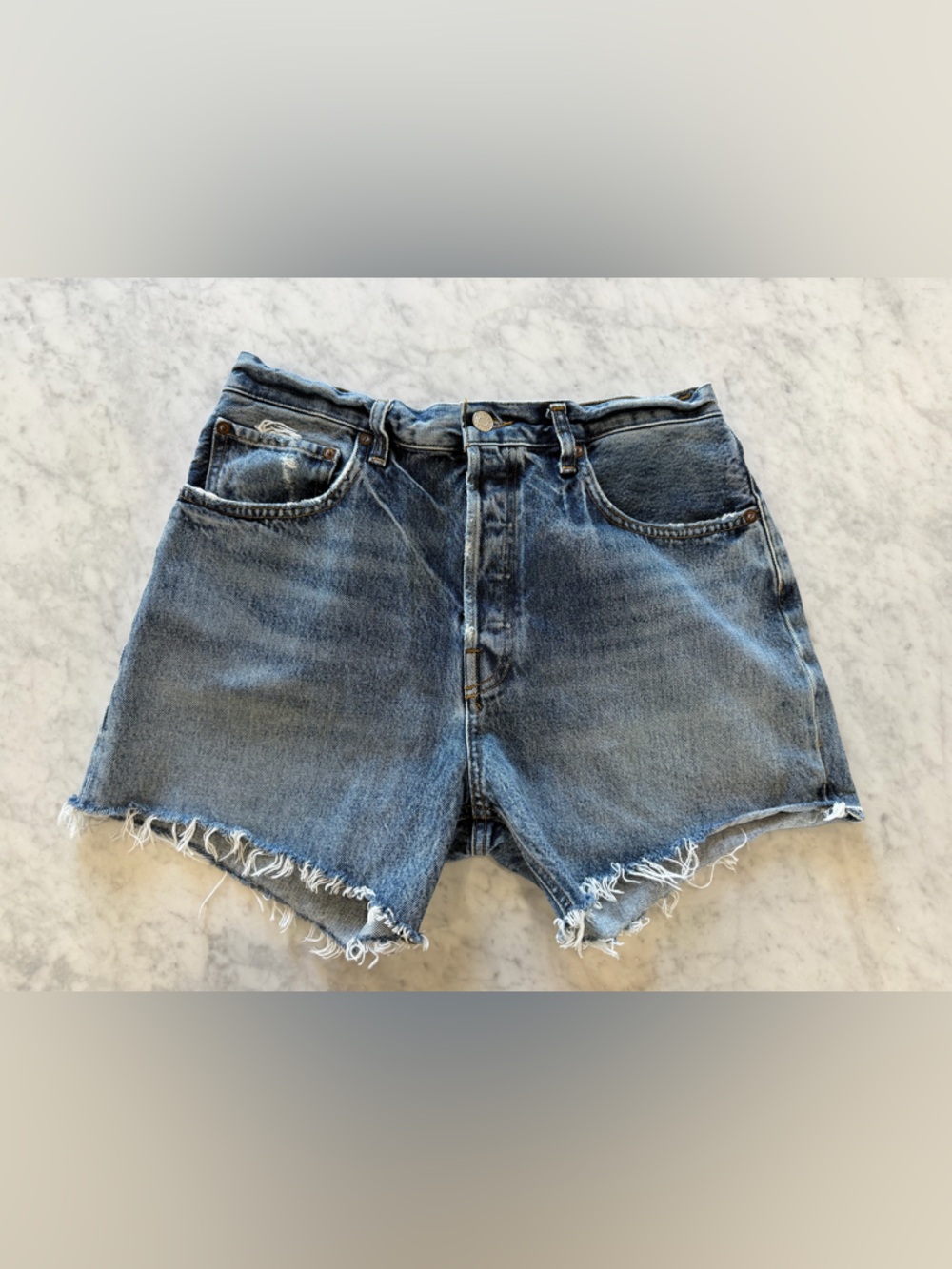 AGOLDE Riley Distressed Denim Shorts Size 30 Button Fly Raw Hem Light Wash